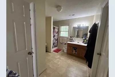 814 Pine Circle Drive, High Point, NC 27265 - Photo 17