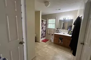 814 Pine Cir Dr, High Point, NC 27265 - Photo 17