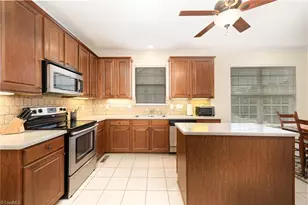 319 Ironwood Dr, Thomasville, NC 27360 - Photo 13