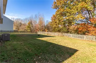 425 Rockbridge Dr, Kernersville, NC 27284 - Photo 33