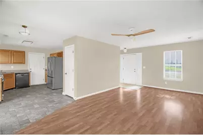 425 Rockbridge Drive, Kernersville, NC 27284 - Photo 13