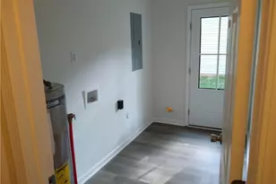 739 Meadowgreen Village Dr, Eden, NC 27288 - Photo 3