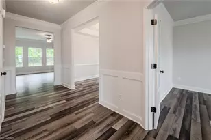 2956 Flat Rock Dr, Winston-Salem, NC 27127 - Photo 9