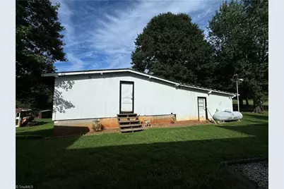 11684 Austin Traphill Road, Traphill, NC 28685 - Photo 13