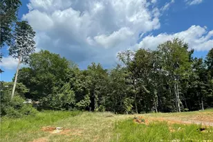 1960 Meadowview Dr, Graham, NC 27253 - Photo 15