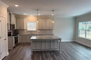 1960 Meadowview Dr, Graham, NC 27253 - Photo 5