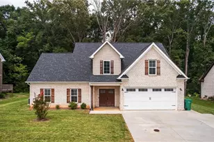 7137 Reynolds Mill Cir, Lewisville, NC 27023 - Photo 5