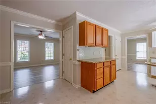 5519 Pebble Garden Ct, Greensboro, NC 27407 - Photo 13