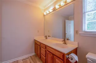 5519 Pebble Garden Ct, Greensboro, NC 27407 - Photo 31