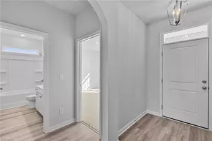 294 Yarrow Dr, Lexington, NC 27295 - Photo 3