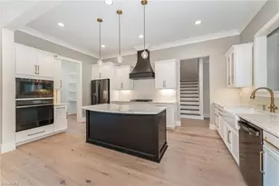 3902 Tee Island Ct, Greensboro, NC 27407 - Photo 7