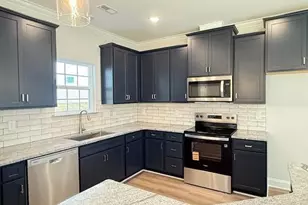 535 Valentine Ct, Graham, NC 27253 - Photo 9