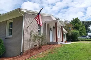 866 Mountain Rd, Asheboro, NC 27205 - Photo 9