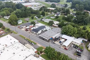 607 Main St, Pilot Mountain, NC 27041 - Photo 9