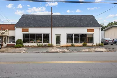 607 Main Street #A,B,C,D, Pilot Mountain, NC 27041 - Photo 5