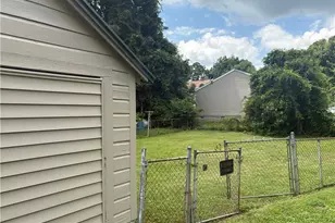 1100 Glenwood Ave, Greensboro, NC 27403 - Photo 19