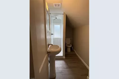 1100 Glenwood Avenue, Greensboro, NC 27403 - Photo 15