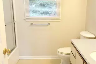 5025 Mereworth Ct, Winston-Salem, NC 27104 - Photo 9