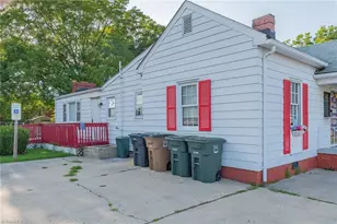 1203 Walnut St, Greensboro, NC 27405 - Photo 3