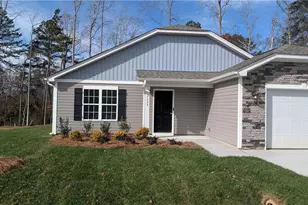 2624 Stone Gdn Dr, Walkertown, NC 27051 - Photo 19