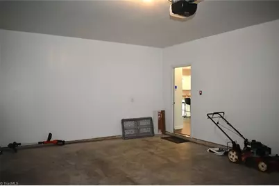 2277 Ever Chase Court, Winston-Salem, NC 27103 - Photo 31