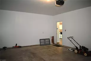 2277 Ever Chase Ct, Winston-Salem, NC 27103 - Photo 31