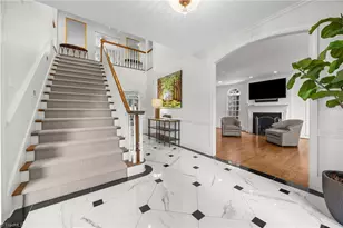 103 Wentworth Dr, Greensboro, NC 27408 - Photo 5