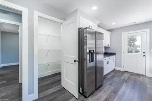 320 Skyview Dr, Winston-Salem, NC 27127 - Photo 17