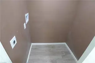 816 Olympia St, Lexington, NC 27295 - Photo 11