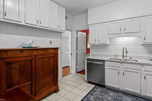 10 Fountain Manor Dr, Greensboro, NC 27405 - Photo 21