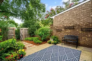 10 Fountain Manor Dr, Greensboro, NC 27405 - Photo 35