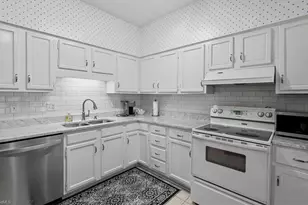 10 Fountain Manor Dr, Greensboro, NC 27405 - Photo 17