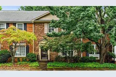 10 Fountain Manor Drive #B, Greensboro, NC 27405 - Photo 3