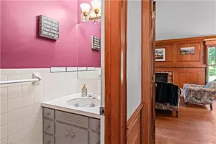 205 Hawthorne Rd, Elkin, NC 28621 - Photo 23