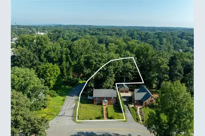 205 Hawthorne Road, Elkin, NC 28621 - Photo 3