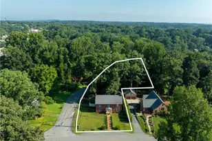 205 Hawthorne Rd, Elkin, NC 28621 - Photo 3