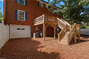 205 Hawthorne Rd, Elkin, NC 28621 - Photo 9