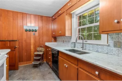 205 Hawthorne Road, Elkin, NC 28621 - Photo 25