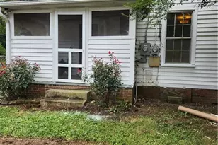 3245 Ray T Moore Rd, Yadkinville, NC 27055 - Photo 3