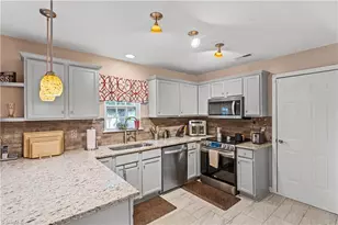 754 Peachtree Meadows Cir, Kernersville, NC 27284 - Photo 15