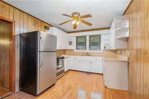 1407 Maryland Ave, Eden, NC 27288 - Photo 5