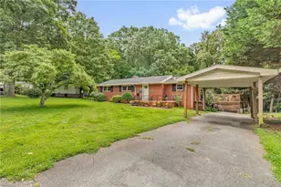 106 Azalea Dr, Winston-Salem, NC 27105 - Photo 5