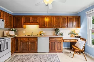 828 A Windermere Ct, Asheboro, NC 27203 - Photo 3