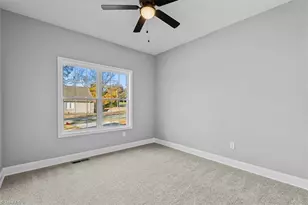 1413 Keogh St, Burlington, NC 27215 - Photo 23