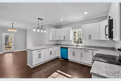 1413 Keogh Street, Burlington, NC 27215 - Photo 9