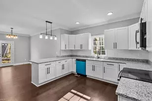 1413 Keogh St, Burlington, NC 27215 - Photo 9