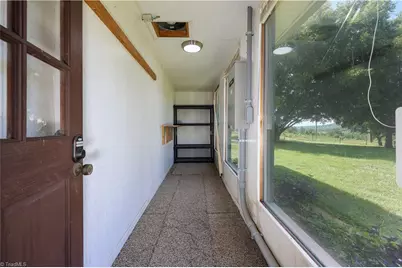 6350 Roscoe Road, Denton, NC 27239 - Photo 5