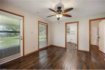 6350 Roscoe Road, Denton, NC 27239 - Photo 13