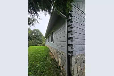 979 Wagon Road, Warrensville, NC 28693 - Photo 7