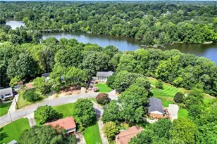 2312 Dover Pl, High Point, NC 27265 - Photo 5